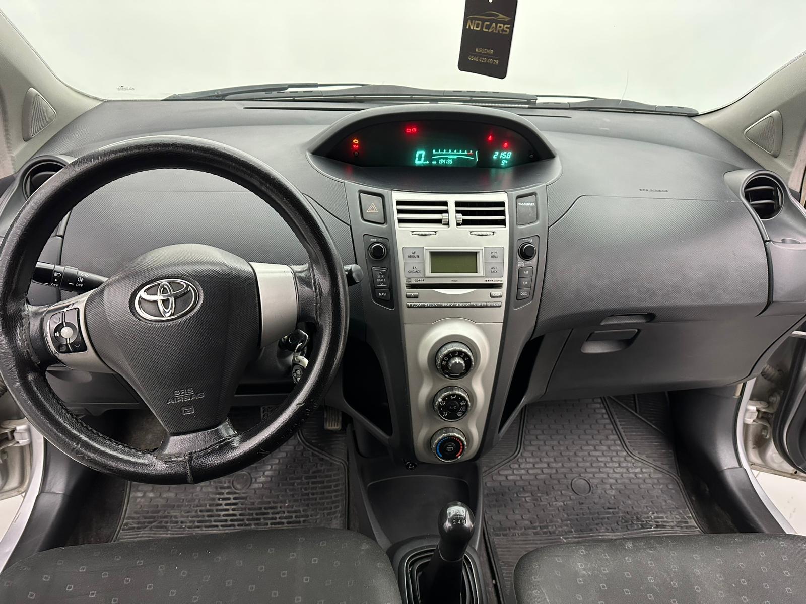 TOYOTA YARIS 23